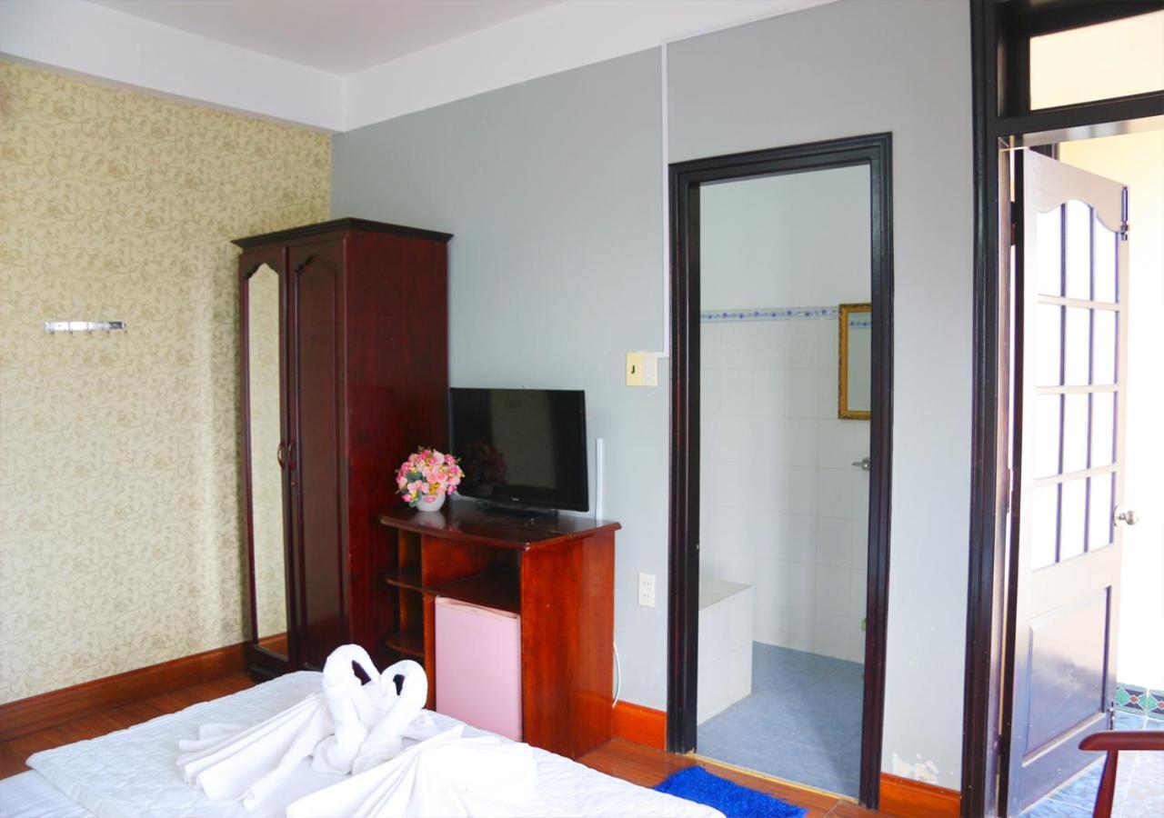 Ponys Hotel Nha Trang Eksteriør bilde