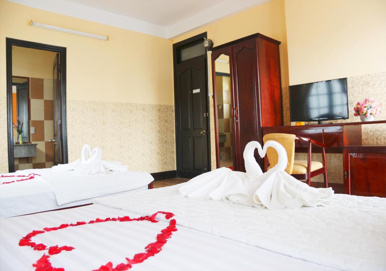 Ponys Hotel Nha Trang Eksteriør bilde