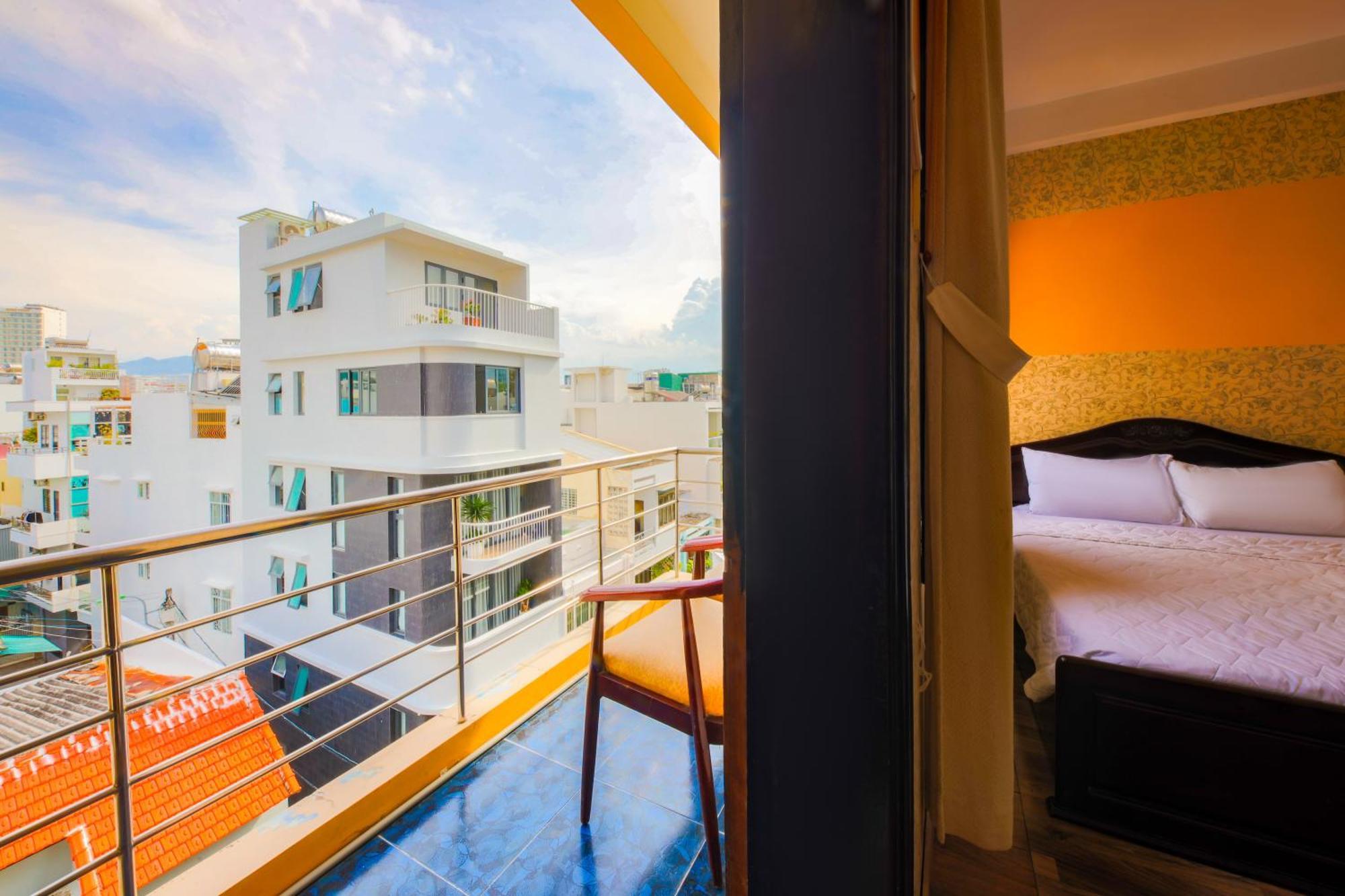 Ponys Hotel Nha Trang Eksteriør bilde